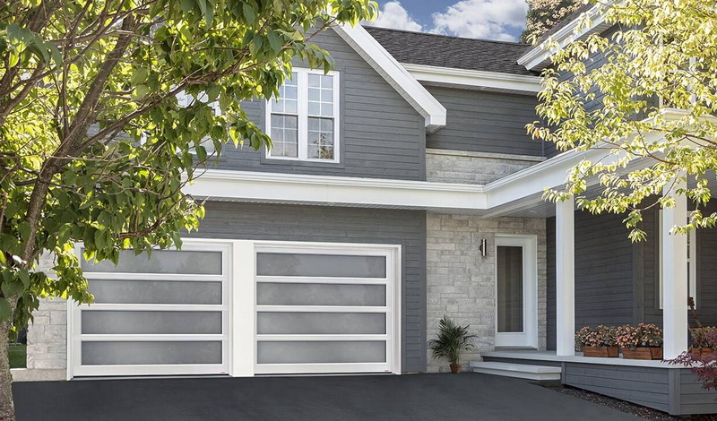 how to xlean garage aluminum door_1