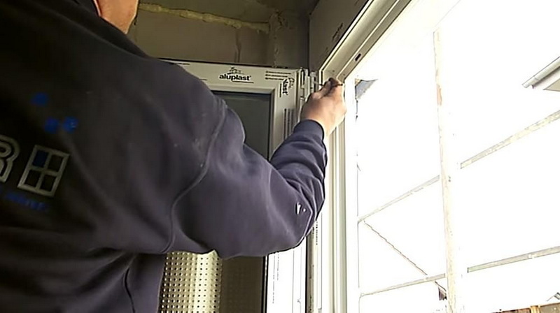 how to adjust aluminum windows_3