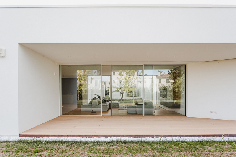 Top Aluminum Windows Manufacturers in Spain