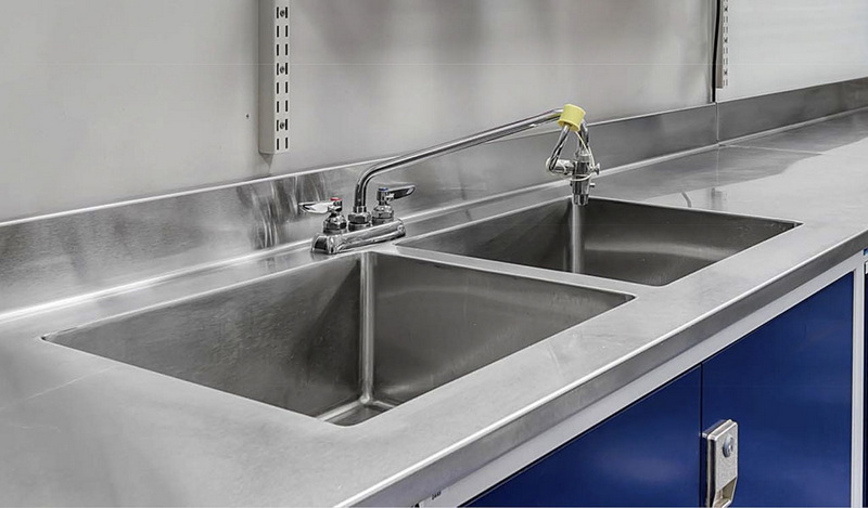 Commercial Kitchen Countertops