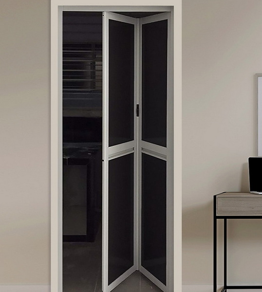 Is a Custom Aluminum Bathroom Door Better Than a Standard One