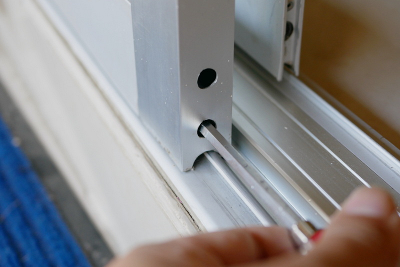 how to replace aluminum sliding door with vinyl_2